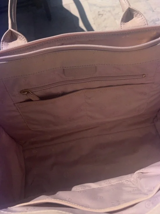 Tory Burch Blush Pebbled Leather Tote with Logo Medallion EUC - Picture 6 of 8